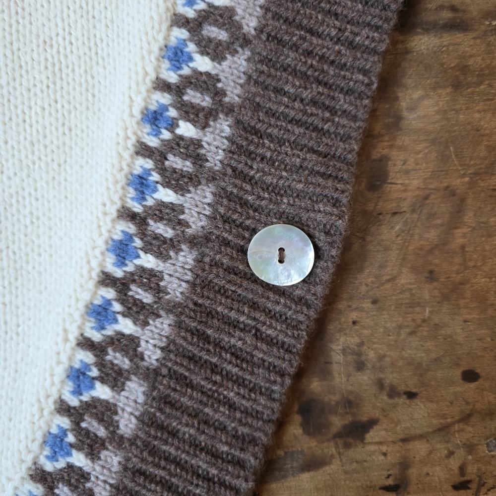 Munrospun Pure Lambswool Poncho – Size S – Cream, Brown, Wedgewood Blue - Picture 5 of 10